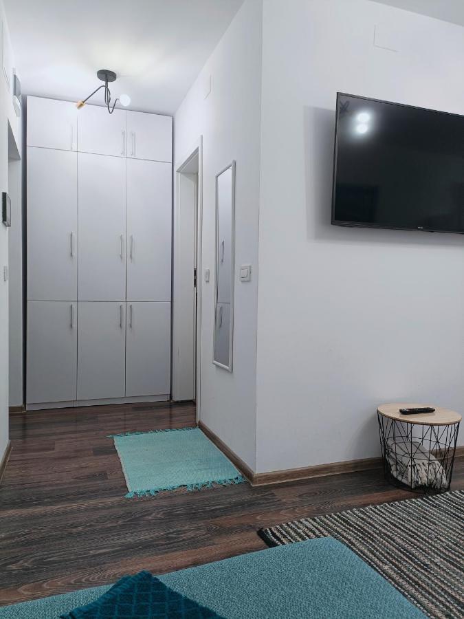 Christopher Apartment Oradea Eksteriør billede