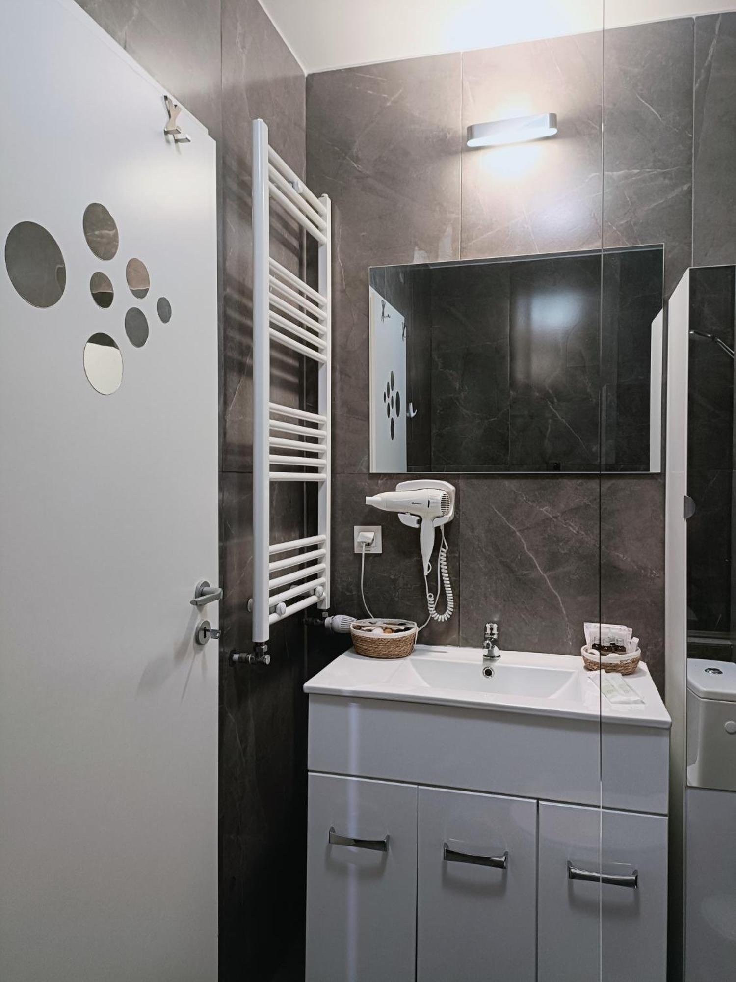 Christopher Apartment Oradea Værelse billede